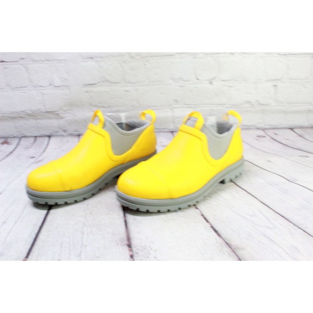 LL Bean Yellow Vulcanized Rubber Waterproof Rugged Wellie Shoes Size 7 M - Picture 2 of 9